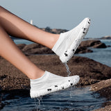 Witte Aquasoft strandschoenen